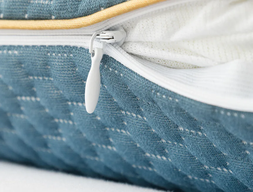 Travel anatomic teal